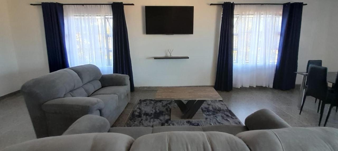 The Wishing Well Guest House Self-Catering Port Edward Esterno foto