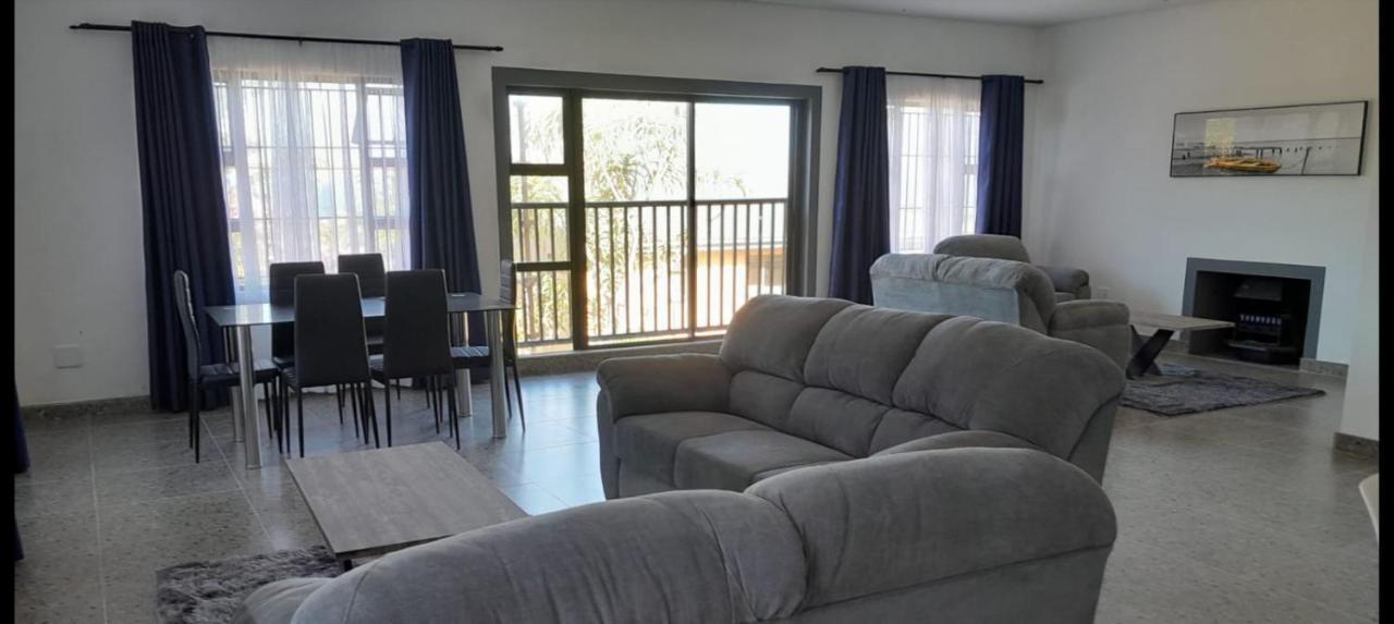 The Wishing Well Guest House Self-Catering Port Edward Esterno foto