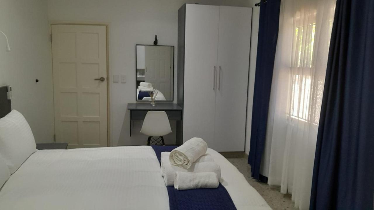 The Wishing Well Guest House Self-Catering Port Edward Esterno foto