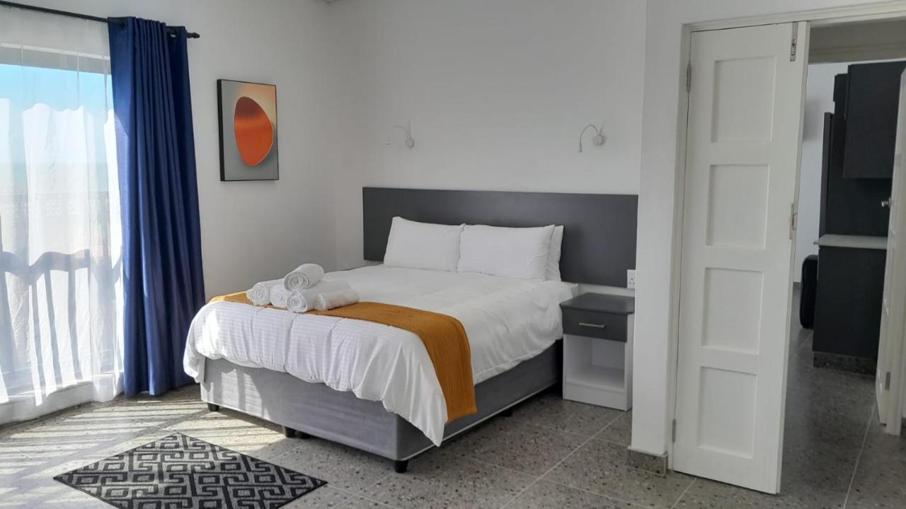 The Wishing Well Guest House Self-Catering Port Edward Esterno foto